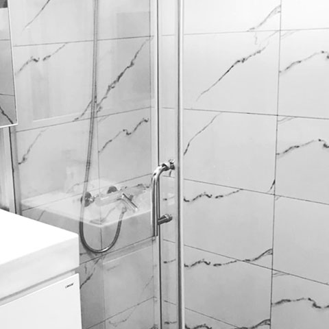 錦城企業(yè)社/臺(tái)南各種門(mén)窗買(mǎi)賣(mài)/淋浴拉門(mén)、玄關(guān)門(mén)..等